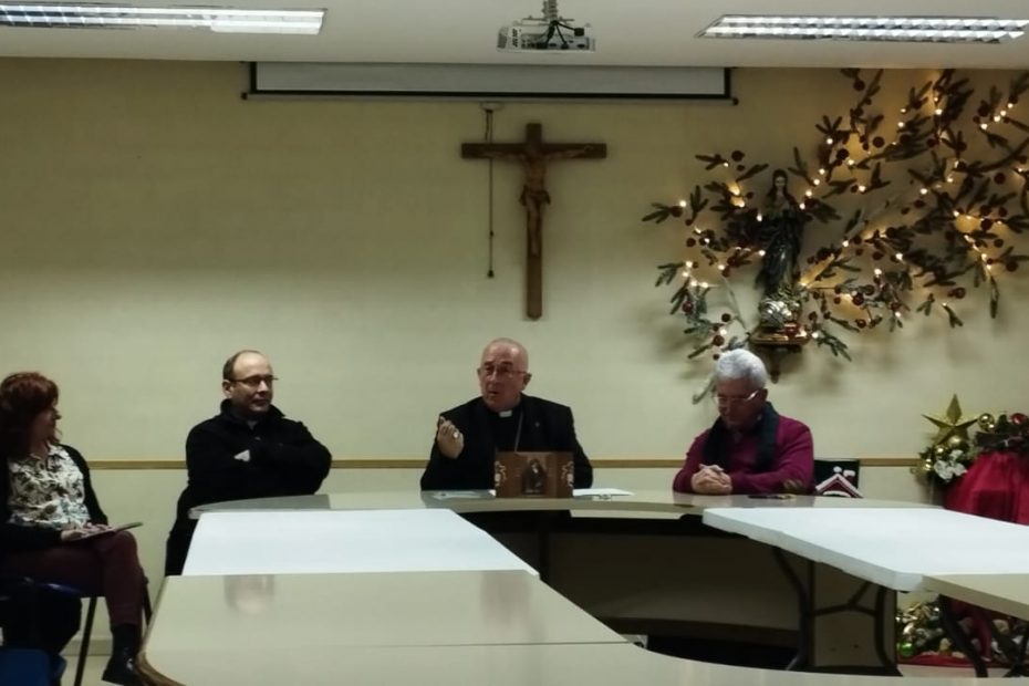 Don José María Avendaño, Obispo Auxiliar de Getafe, en la Escuela de Dirigentes del Movimiento de Cursillos de Cristiandad